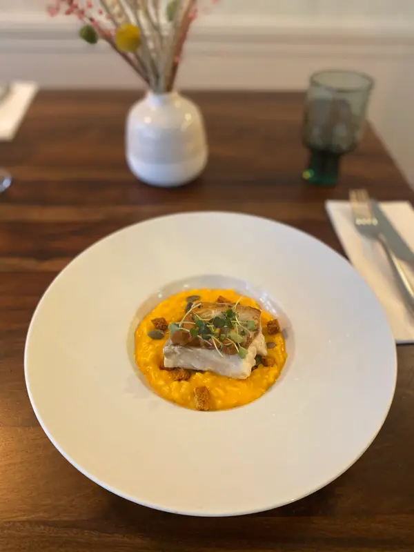 Creme Restaurant photo 2