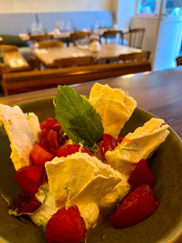 Creme Restaurant photo 6