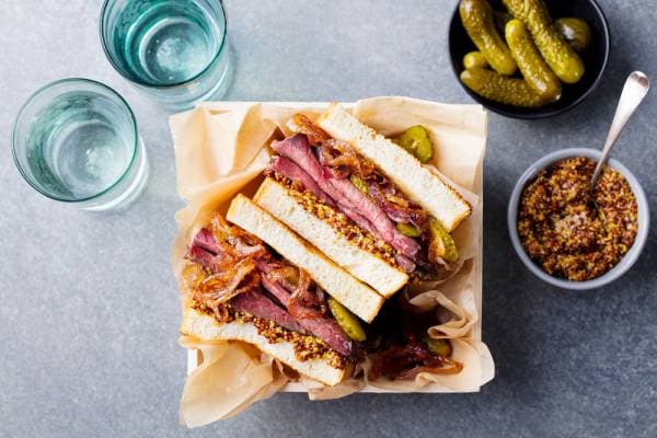 Club Sandwich pastrami