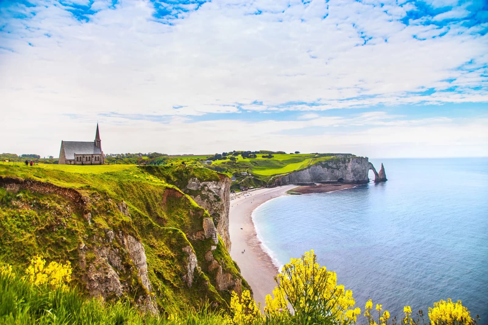 Étretat & Alabaster Coast — Private Tour from Deauville