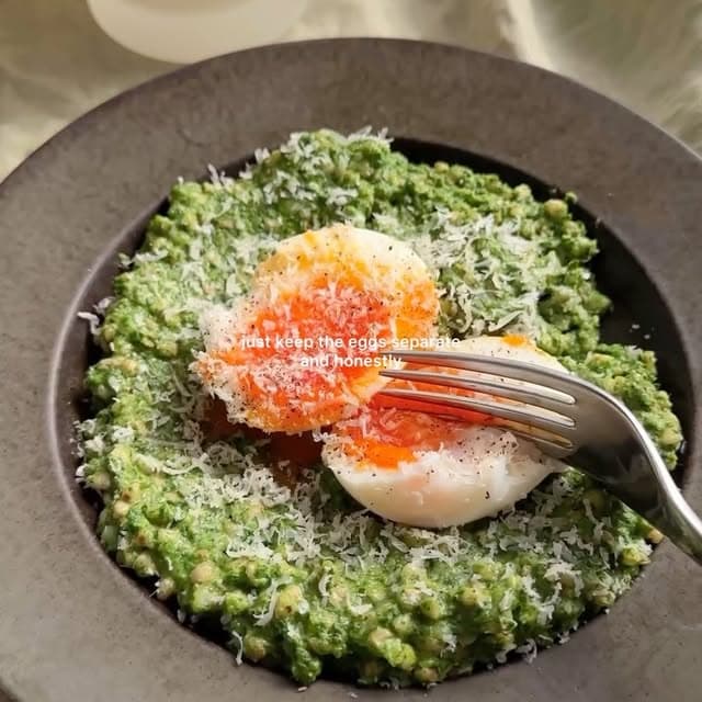 Green Buckwheat Breakfast Bowl