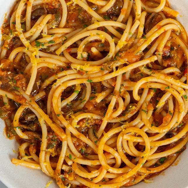 Pasta alla Puttanesca